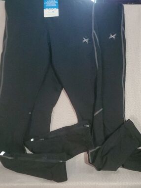 2 NWT Baleaf Black Reflective Active Leggings